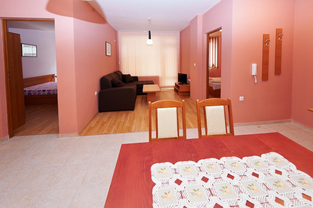 Apartments Dimitrovi Gmina Gmina Pomorie Pokój zdjęcie